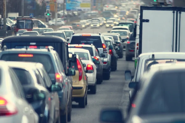 Départs en vacances : le week-end s’annonce chargé sur les routes en France